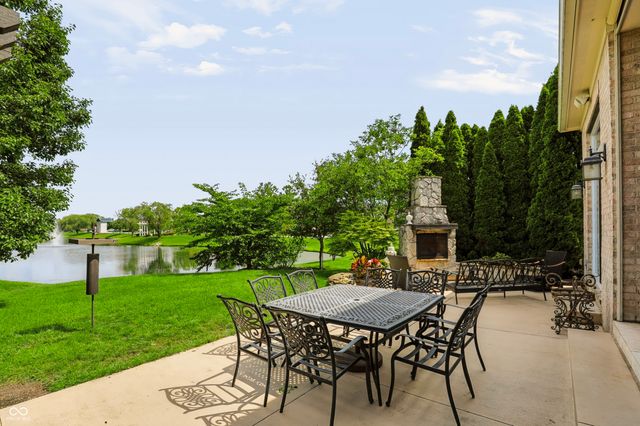 15153 Kampen Circle, Carmel, IN 46033