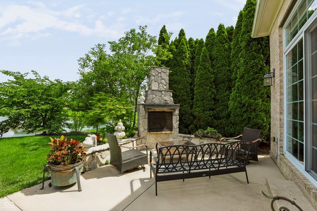 15153 Kampen Circle, Carmel, IN 46033