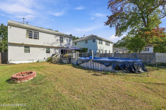 24 Sixth Street, Hazlet, NJ 07734