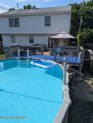 24 Sixth Street, Hazlet, NJ 07734