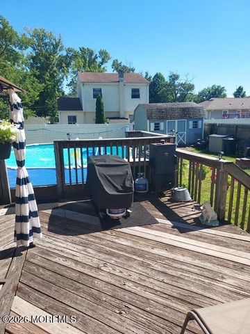 24 Sixth Street, Hazlet, NJ 07734