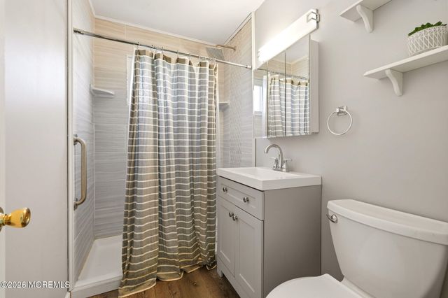 24 Sixth Street, Hazlet, NJ 07734