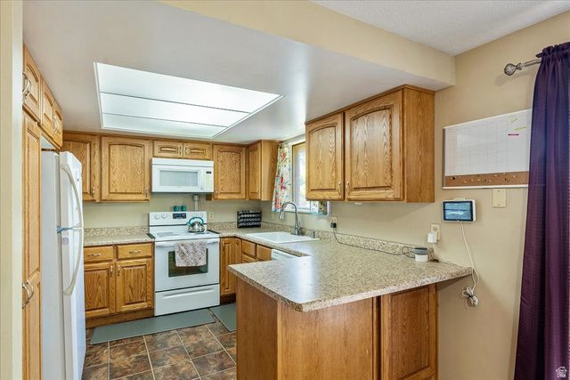 5045 S 2500 W, Roy, UT 84067