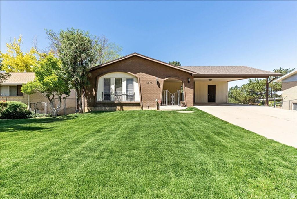 5045 S 2500 W, Roy, UT 84067