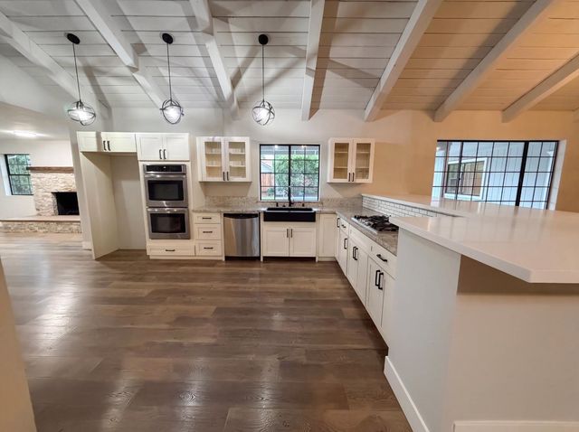 703 Shasta St, Roseville, CA 95678