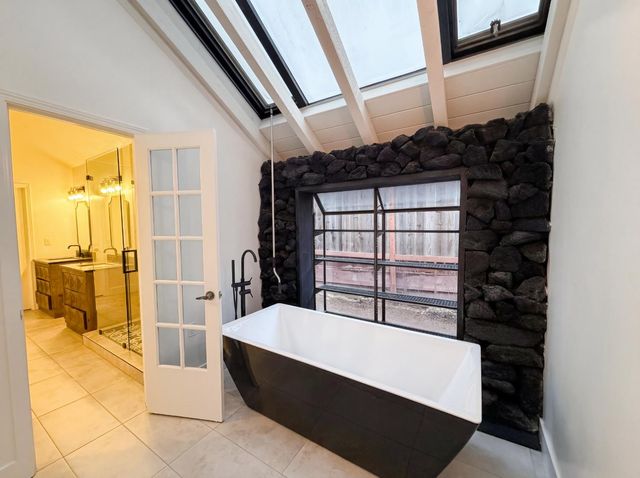 703 Shasta St, Roseville, CA 95678