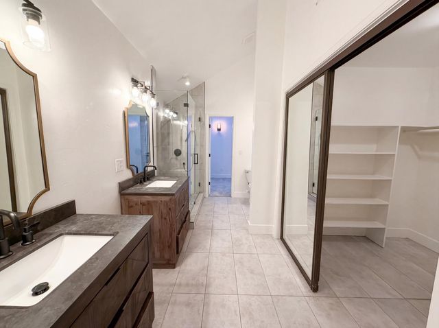 703 Shasta St, Roseville, CA 95678