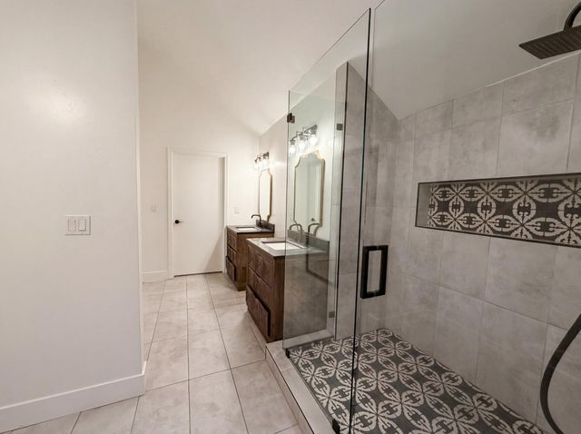 703 Shasta St, Roseville, CA 95678