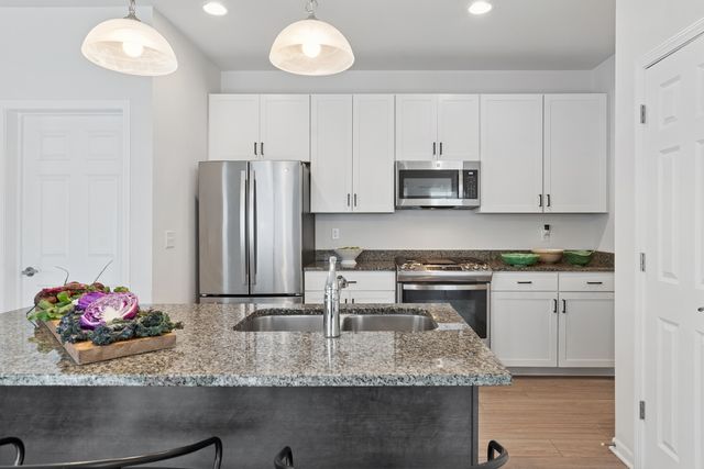 875 Station Boulevard, Elburn, IL 60119