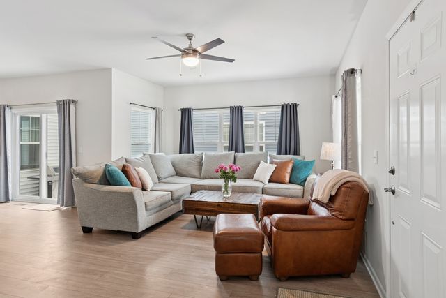 875 Station Boulevard, Elburn, IL 60119