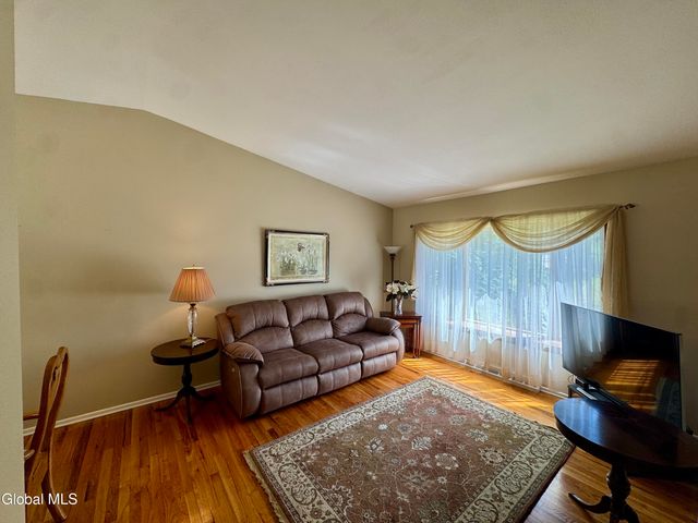 48 Grissom Drive, Clifton Park, NY 12065