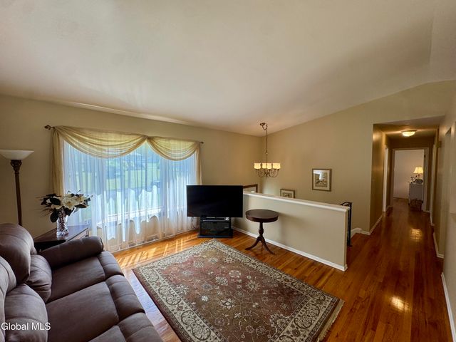 48 Grissom Drive, Clifton Park, NY 12065