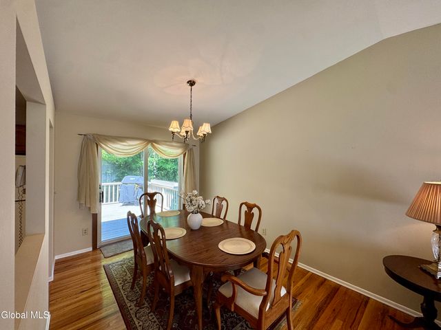 48 Grissom Drive, Clifton Park, NY 12065