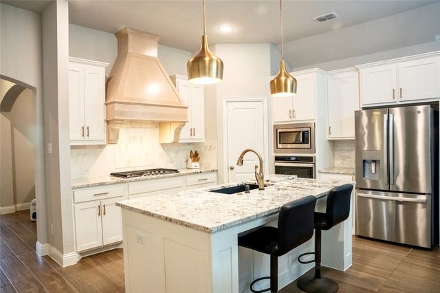 1525 Jocelyn Drive, Fort Worth, TX 76052