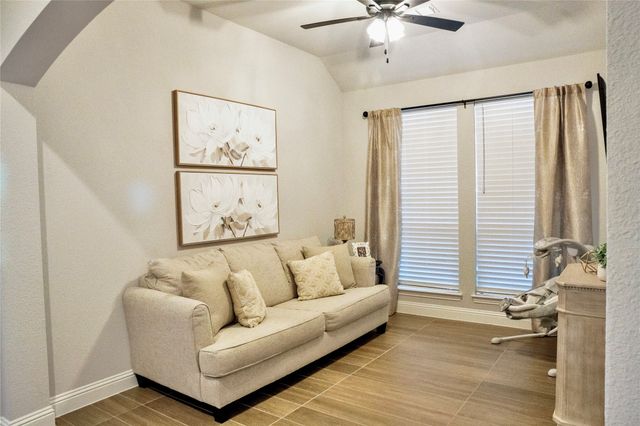1525 Jocelyn Drive, Fort Worth, TX 76052