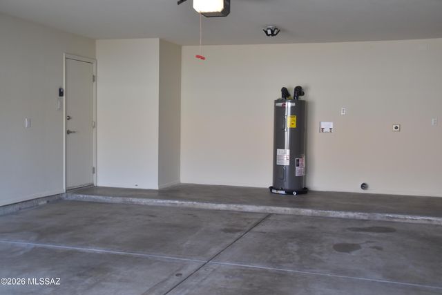 5930 N Placita Del Conde, Tucson, AZ 85718