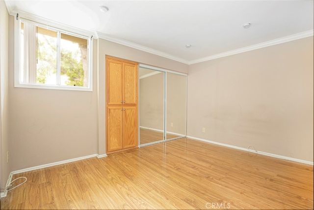 5325 Newcastle Ave. 322, Encino, CA 91316