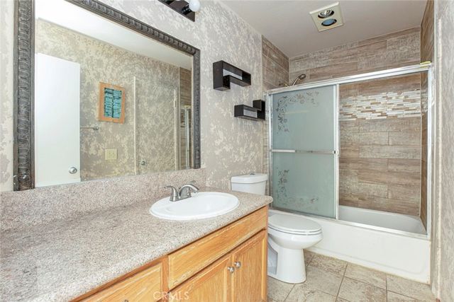 5325 Newcastle Ave. 322, Encino, CA 91316