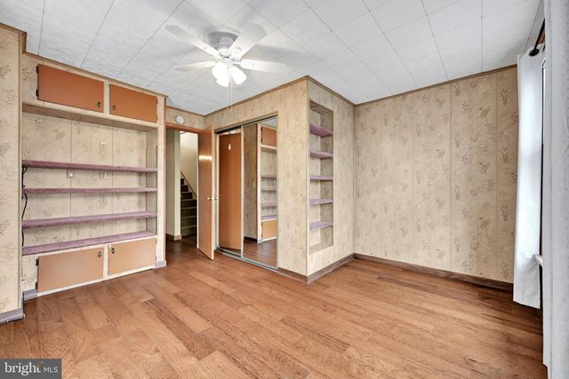 228 E CHERRY ST, Palmyra, PA 17078