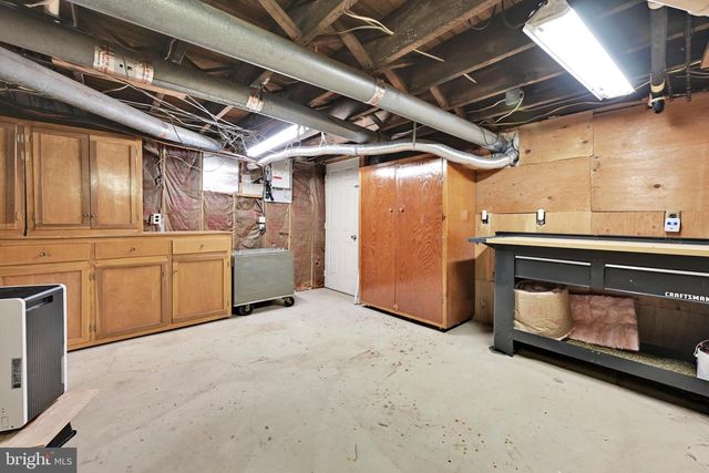 228 E CHERRY ST, Palmyra, PA 17078