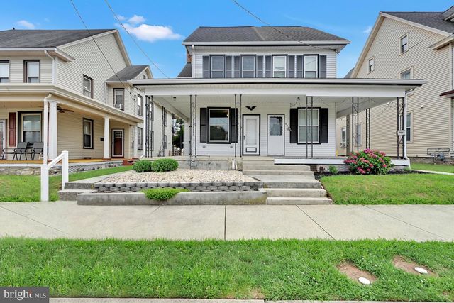 228 E CHERRY ST, Palmyra, PA 17078