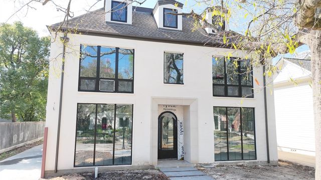 2217 Pelham Drive, Houston, TX 77019