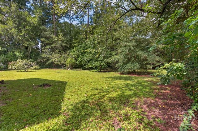 504 Lake Drive, Midway, GA 31320
