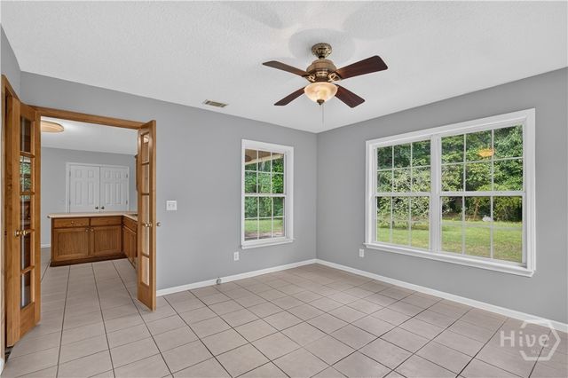 504 Lake Drive, Midway, GA 31320