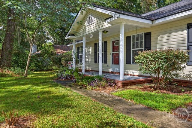 504 Lake Drive, Midway, GA 31320