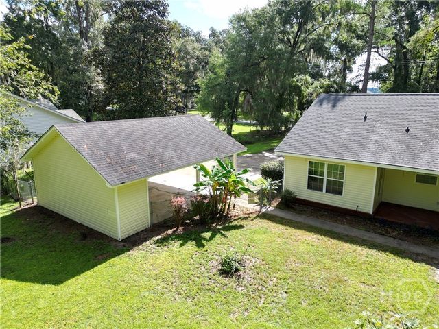 504 Lake Drive, Midway, GA 31320
