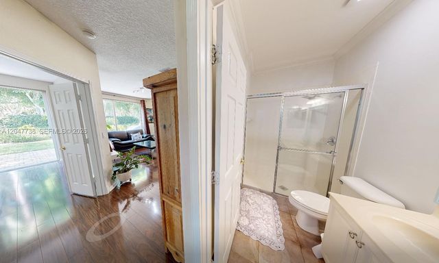 9640 Wyeth Ct, Wellington, FL 33414