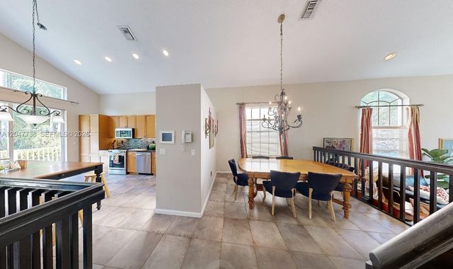 9640 Wyeth Ct, Wellington, FL 33414
