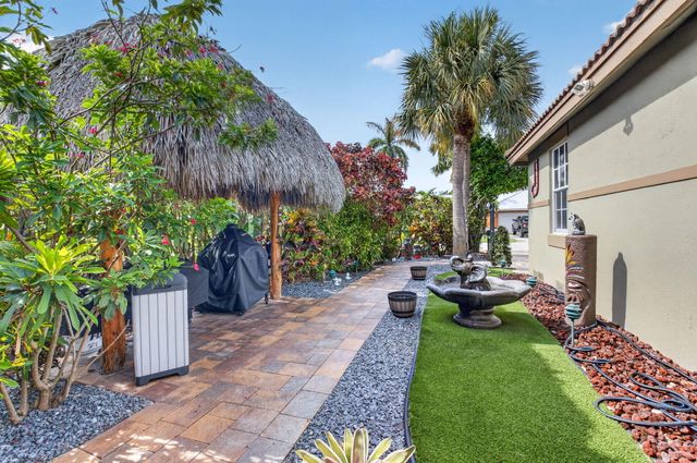 1590 SW 4TH Circle, Boca Raton, FL 33486