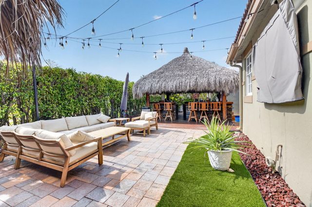 1590 SW 4TH Circle, Boca Raton, FL 33486