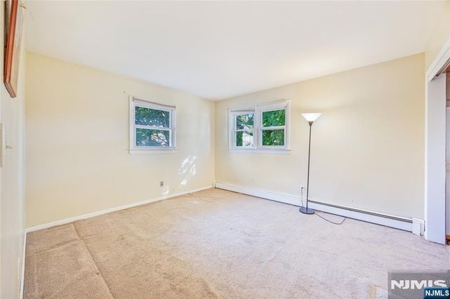 208 Washington Street, Northvale, NJ 07647