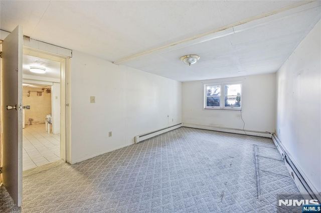 208 Washington Street, Northvale, NJ 07647