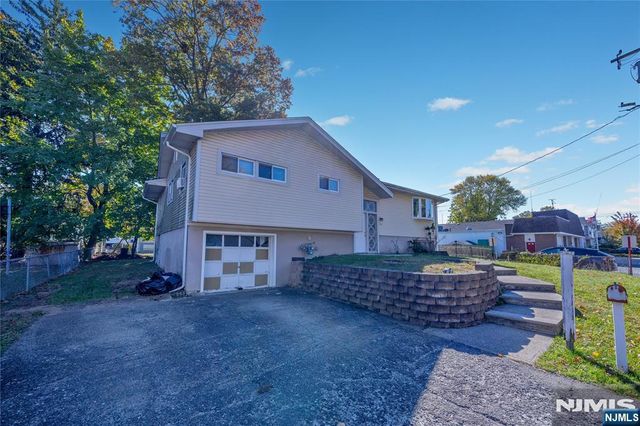 208 Washington Street, Northvale, NJ 07647