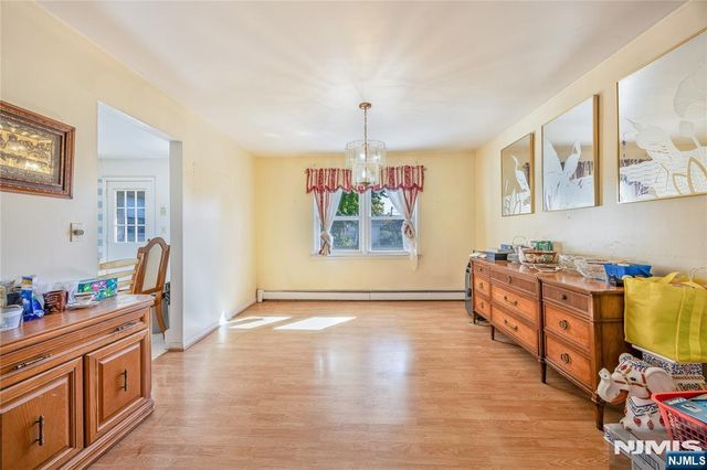 208 Washington Street, Northvale, NJ 07647