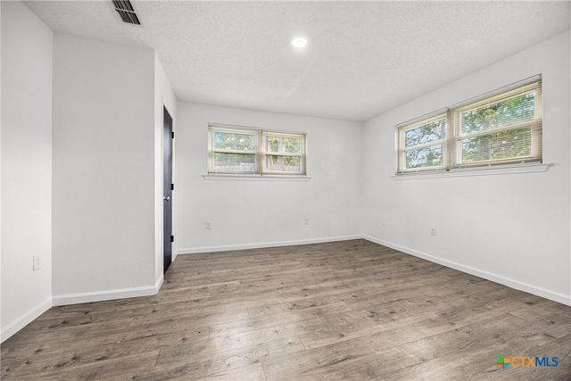 1906 Hooper Street, Killeen, TX 76543