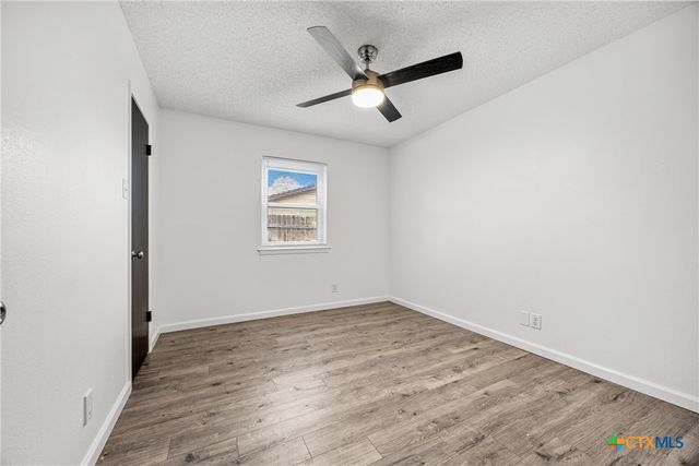1906 Hooper Street, Killeen, TX 76543