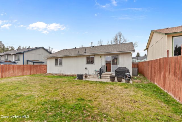 4042 N COUPLES DR, Coeur D'alene, ID 83815