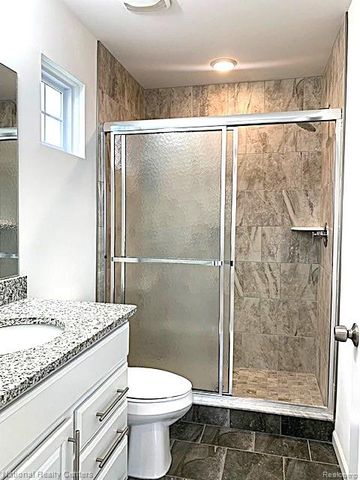 5939 Picall Drive, Troy, MI 48098