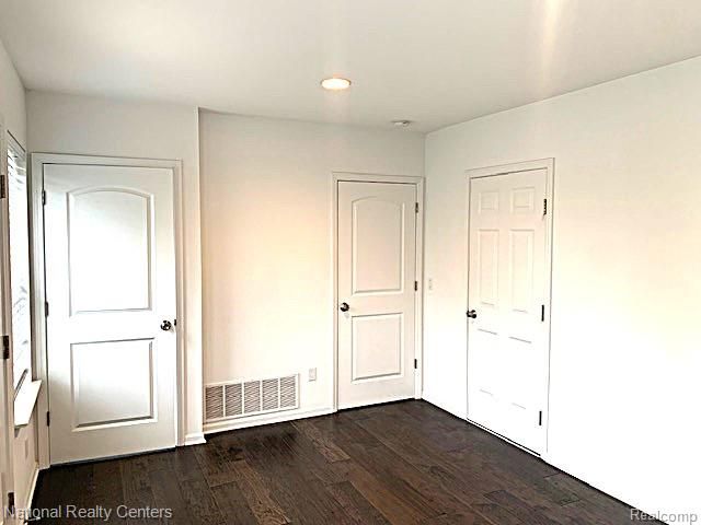 5939 Picall Drive, Troy, MI 48098