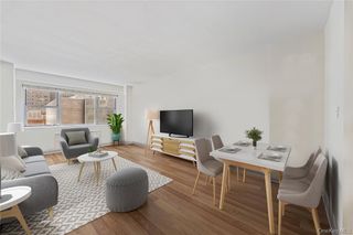 321 E 48th St Apt 9D, New York City, NY 10017