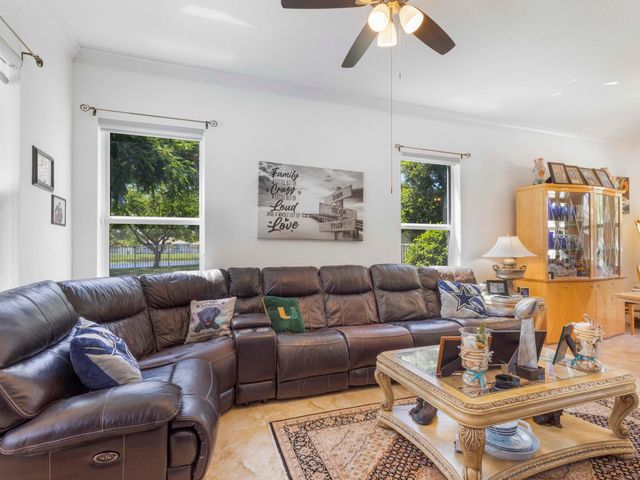 6025 Indian Forest Circle, Lake Worth, FL 33463