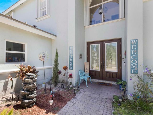 6025 Indian Forest Circle, Lake Worth, FL 33463