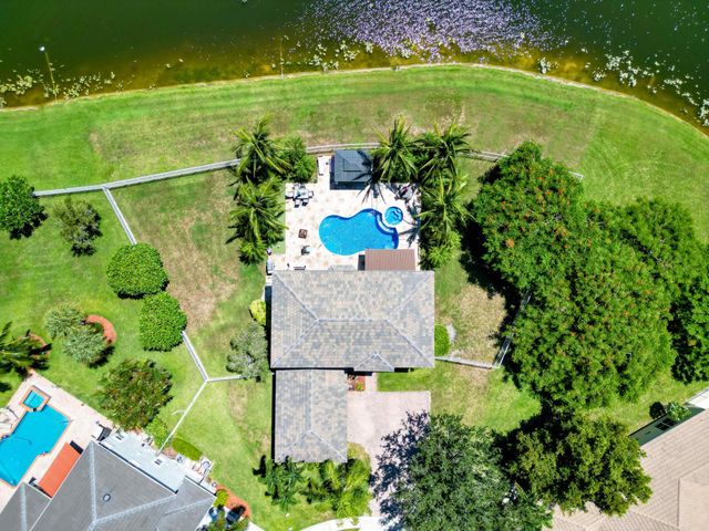 6025 Indian Forest Circle, Lake Worth, FL 33463