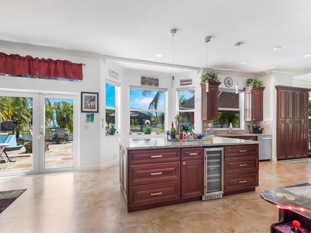 6025 Indian Forest Circle, Lake Worth, FL 33463