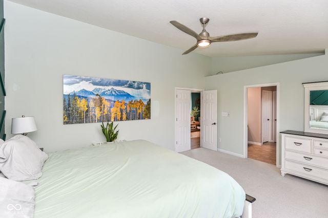 12054 Seahawks Lane, Fishers, IN 46037