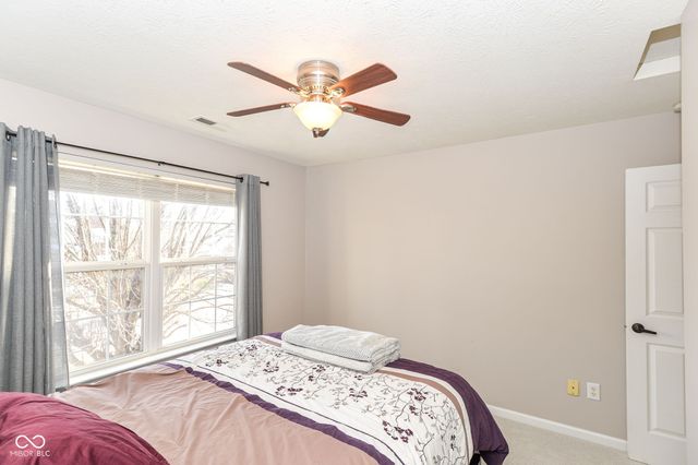 12054 Seahawks Lane, Fishers, IN 46037